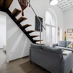Piso Con Encanto 2 *