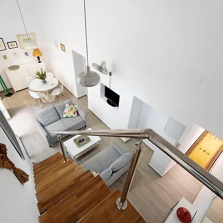Apartment Piso Con Encanto 2 *